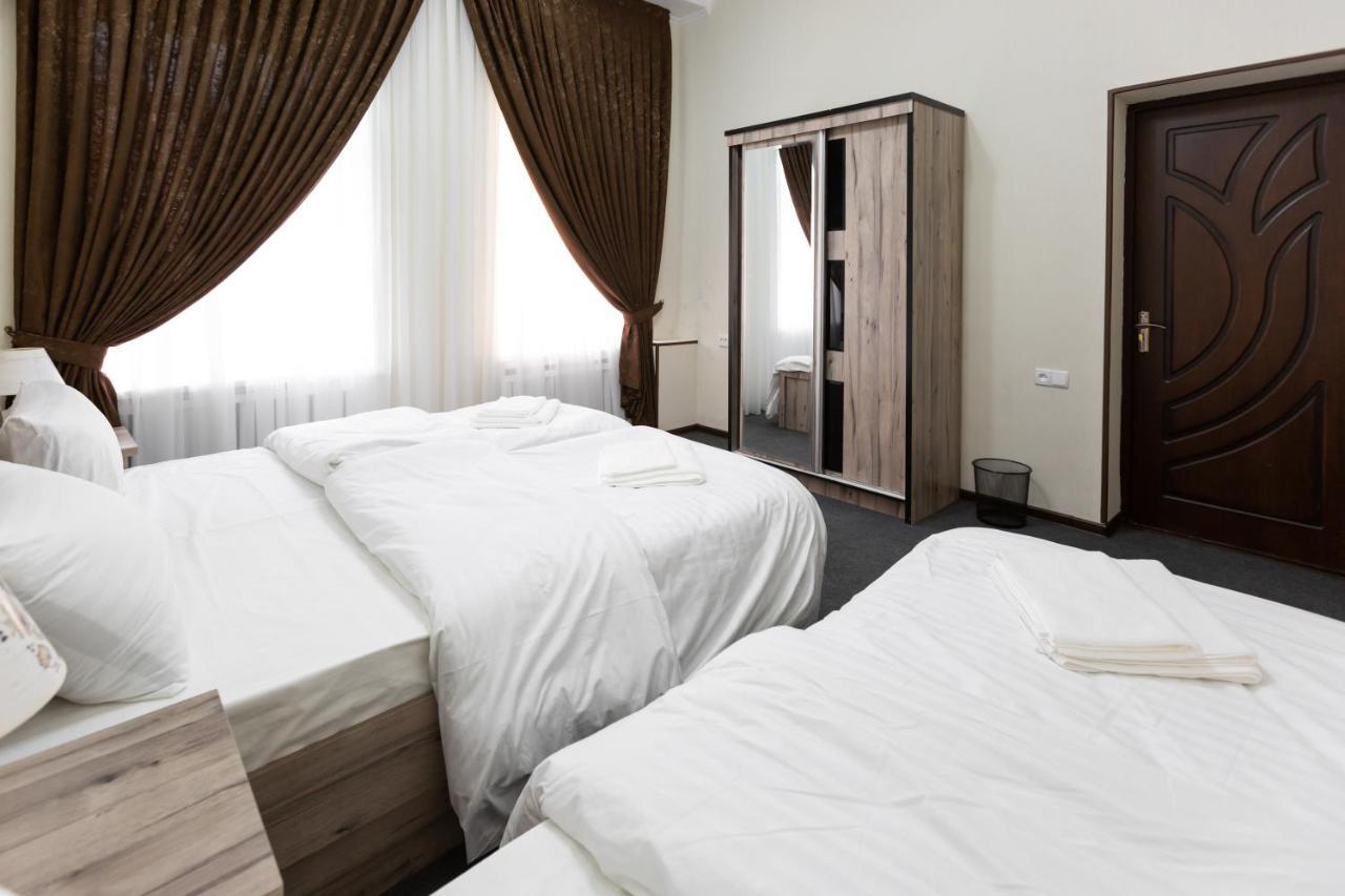 Light Hotel Tashkent Exterior photo